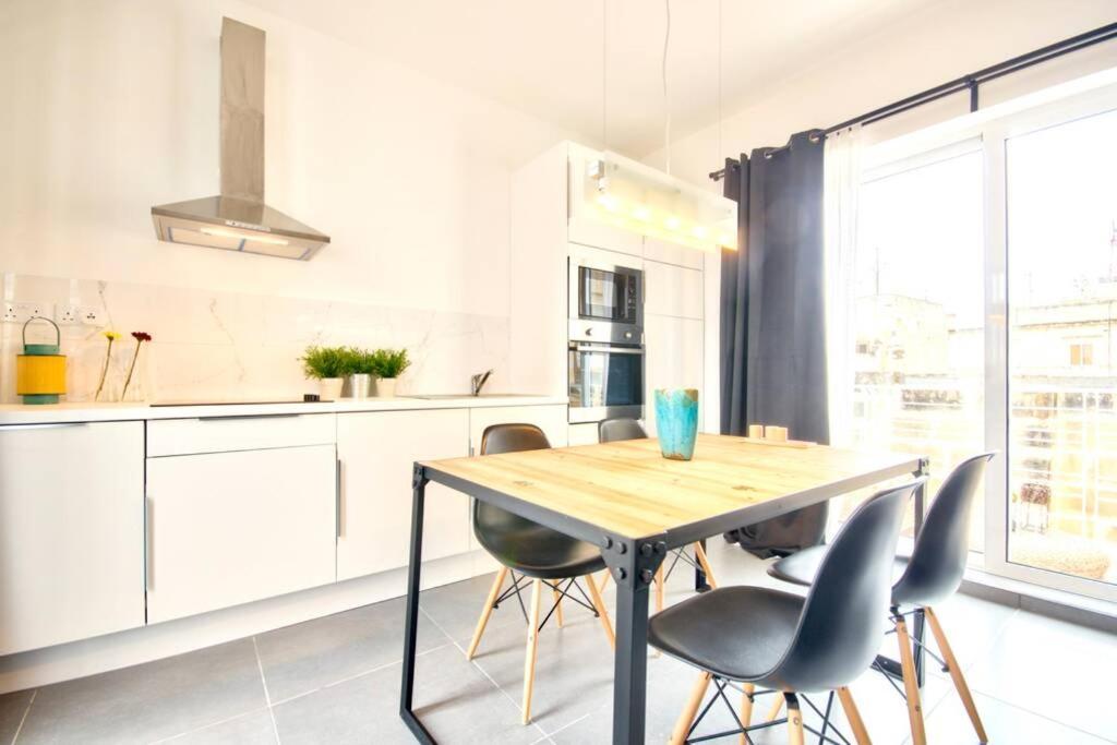 Valletta Art Penthouse With Seaview Экстерьер фото