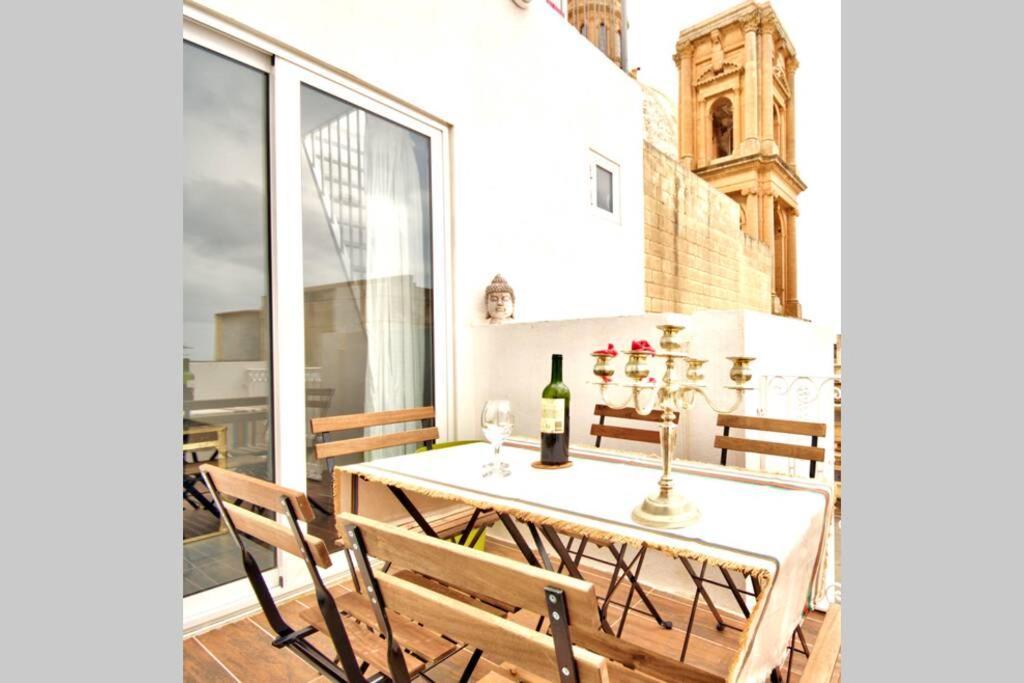 Valletta Art Penthouse With Seaview Экстерьер фото